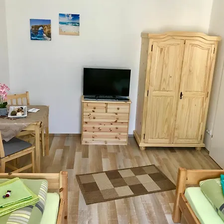 Apartment Abelia Groef